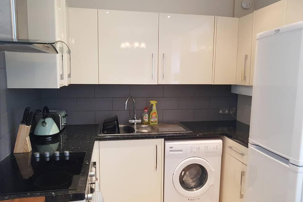 St Ives Apartment Private Parking With Garden 10 Minute Walk Into Town And Beach Luaran gambar