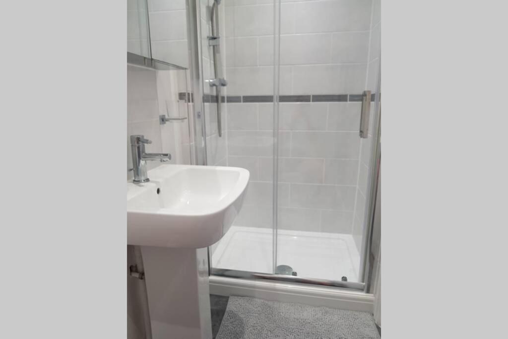 St Ives Apartment Private Parking With Garden 10 Minute Walk Into Town And Beach Luaran gambar